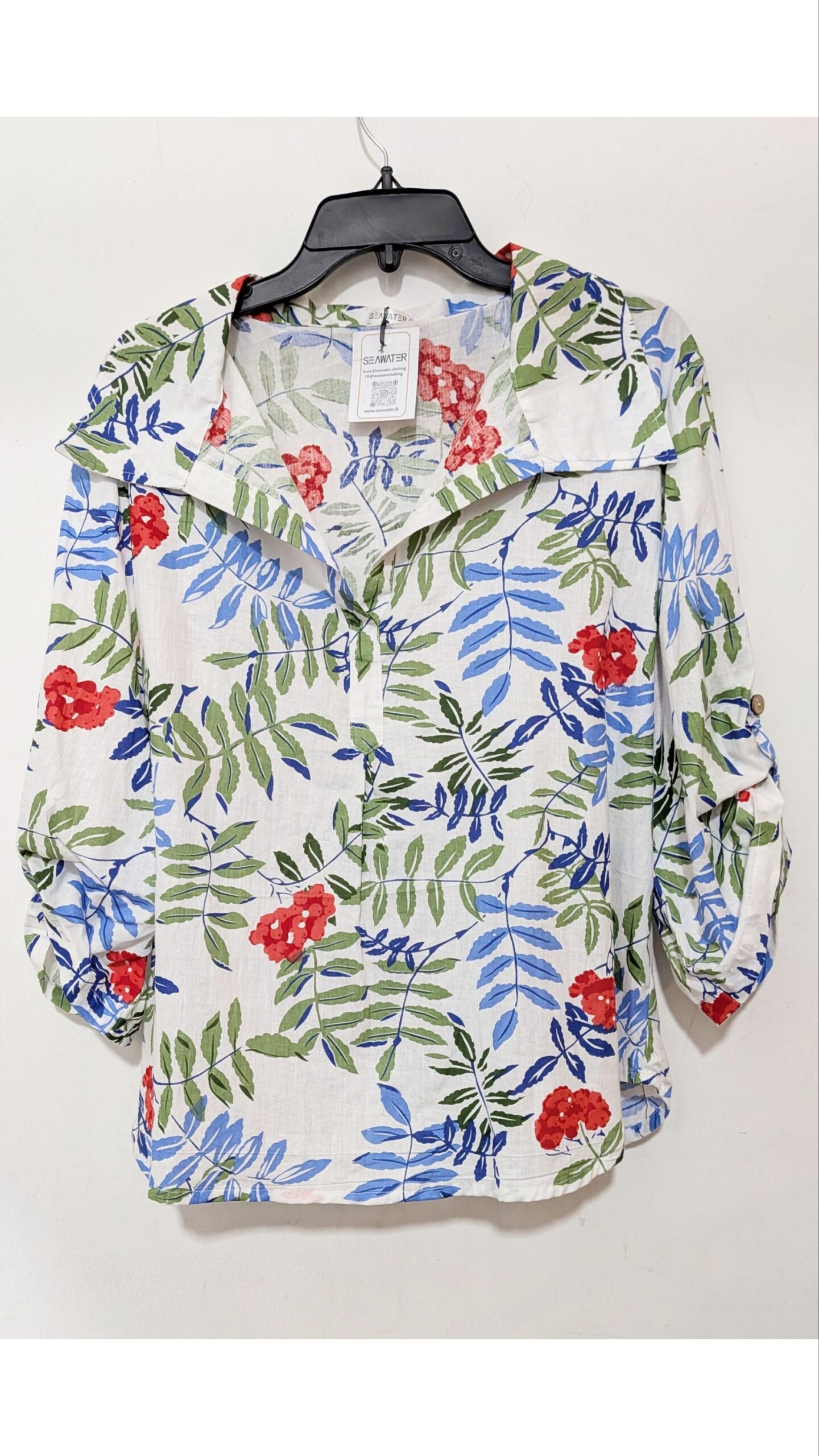 Tropical leafy shirt Top