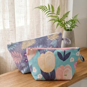 Essential Zipper Pouch – Handcrafted spacious Purse | Sustainable Upcycled Pouch
