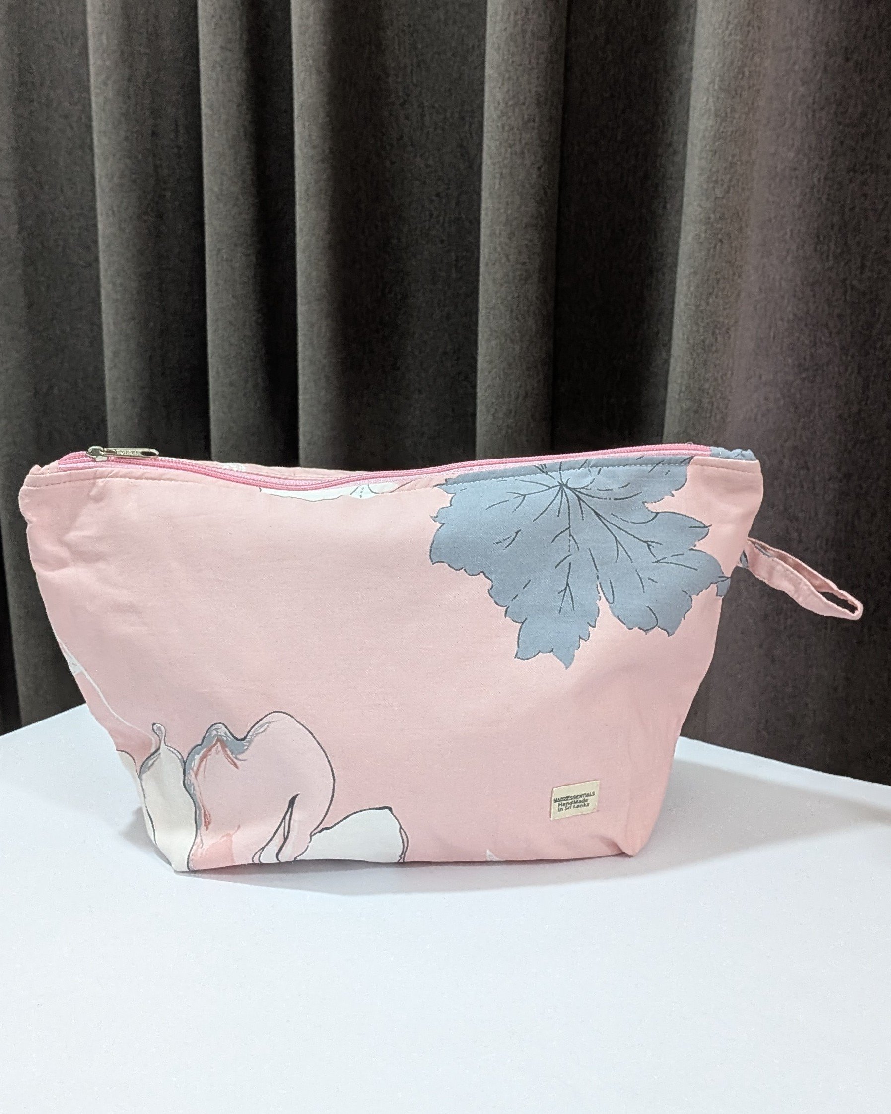 Essential Zipper Pouch – Handcrafted spacious Purse | Sustainable Upcycled Pouch